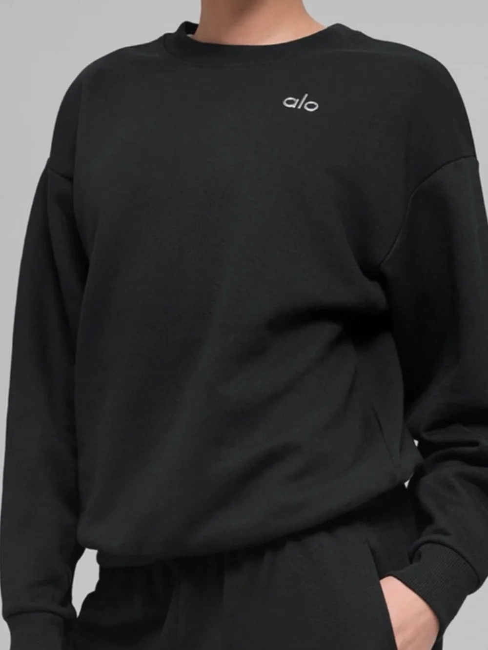 ALO Accolade Crewneck Pullover